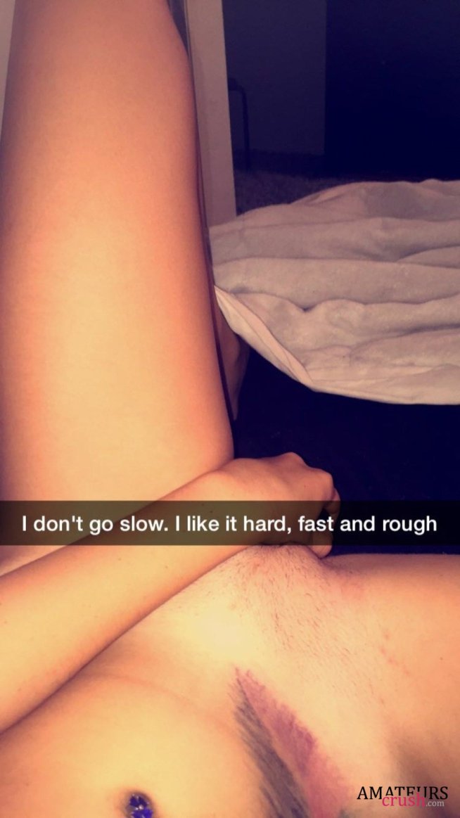 Sexy slut sends nudes snapchat