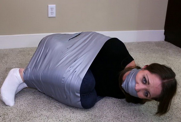 Rosie recommendet mummified tape gagged